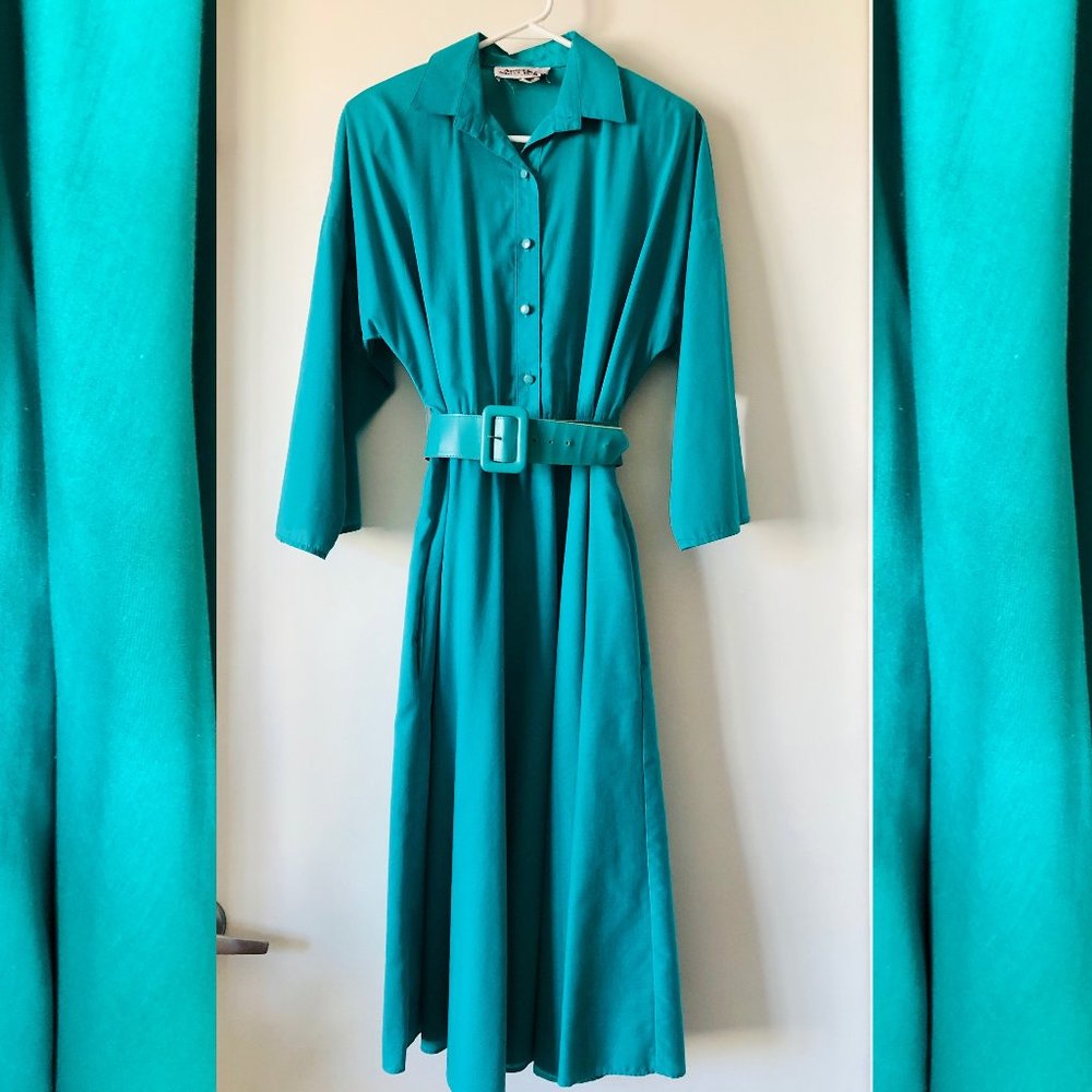 VTG 1970s Belted Shirt Dress - 9/10 (Med)